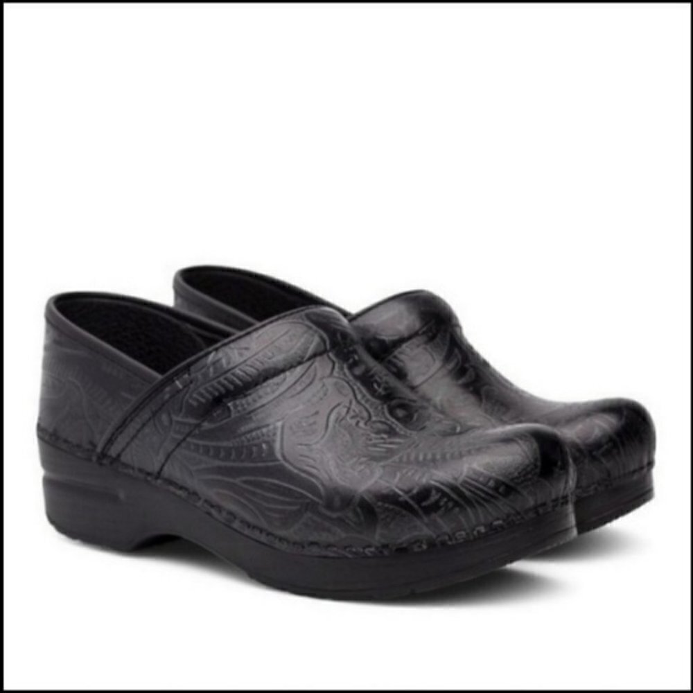 Dansko Professional Black Tooled Leather Stapled Slip-on‎ Nursing Boho Clogs 36